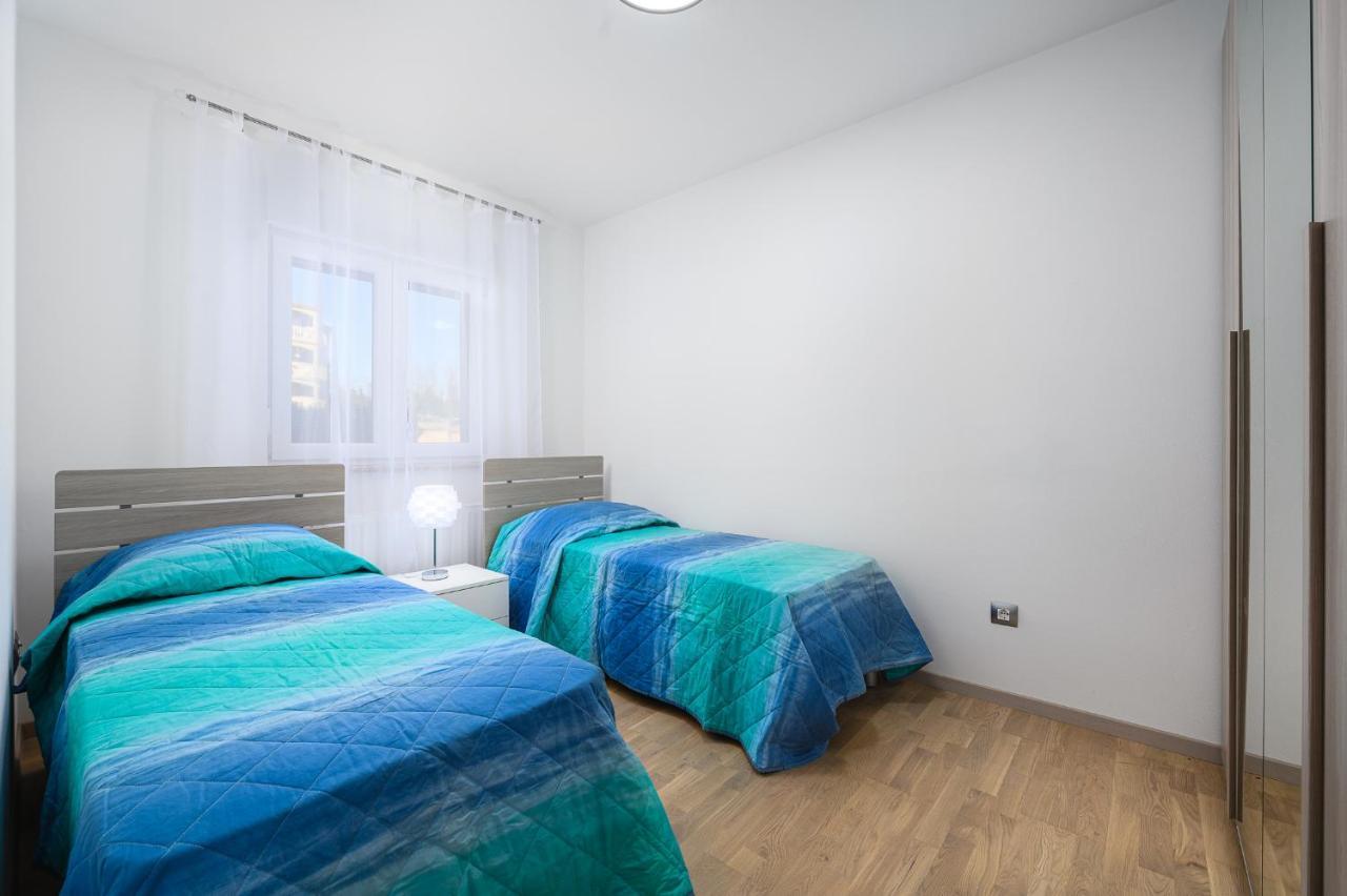 Stancija Amorozo 5 Poreč Buitenkant foto